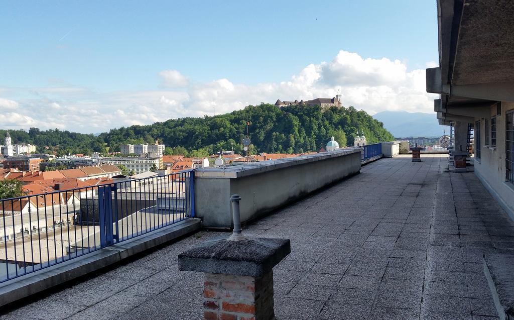 Charming Terrace Apartments Ana And Maria Tour As ลูบลิยานา ภายนอก รูปภาพ